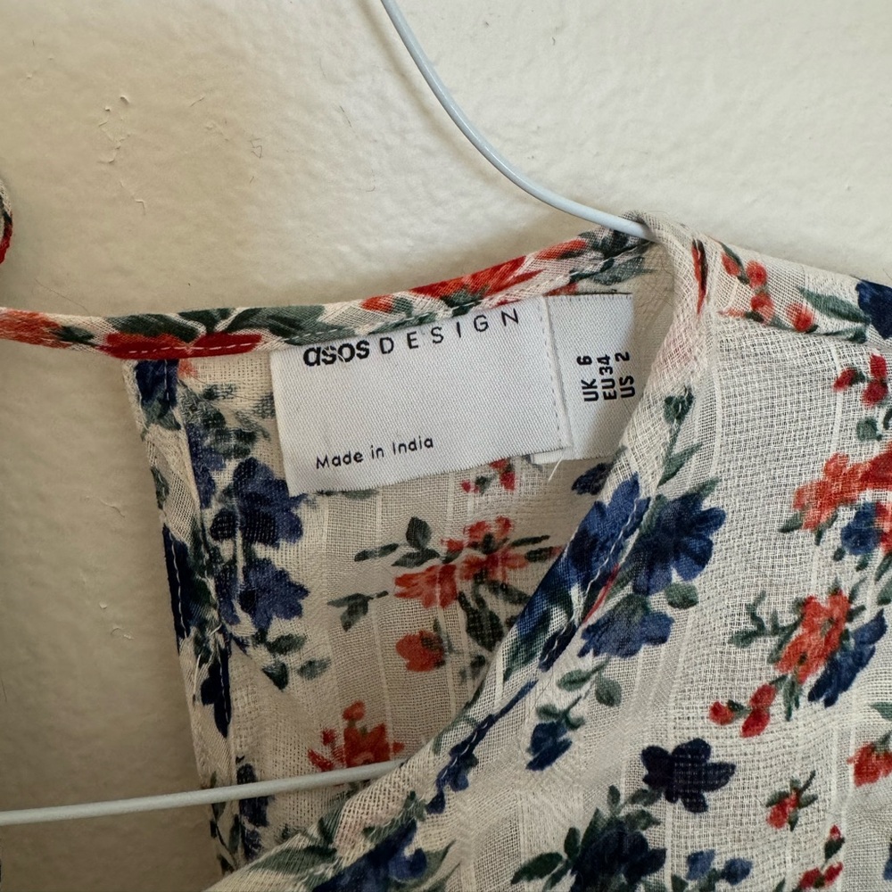 ASOS Design Ra-ra Playsuit in Floral - Picture 6 of 7